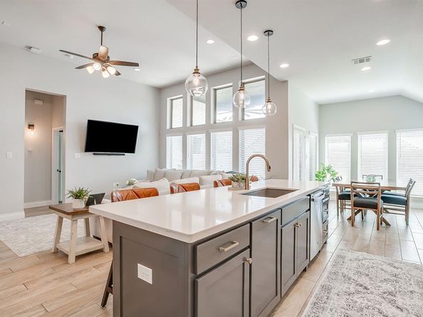 2453  Lazy Dog Lane , Northlake Texas 76247