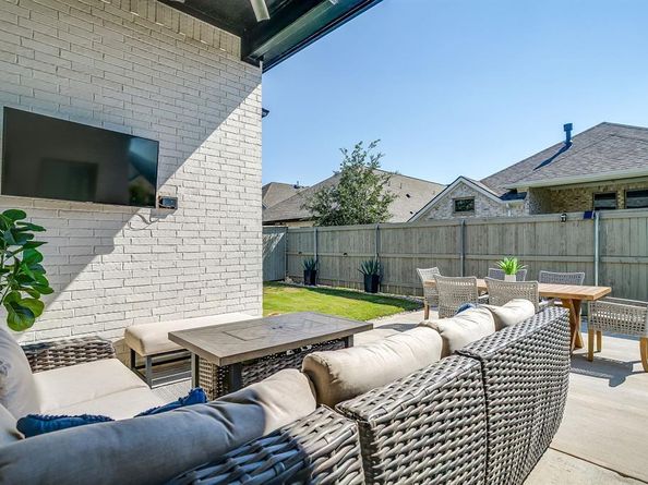 2453  Lazy Dog Lane , Northlake Texas 76247