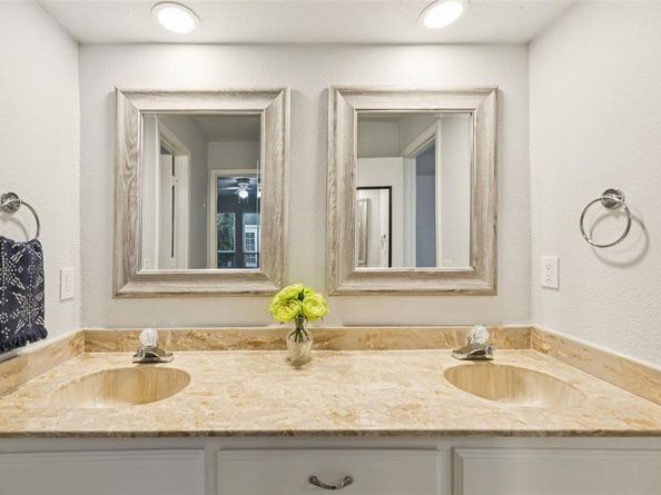 3820  Big Horn Trail , Plano Texas 75075