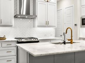 5325  Autumnbrook Court , Dallas Texas 75209