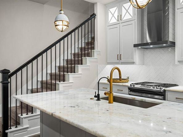 5325  Autumnbrook Court , Dallas Texas 75209