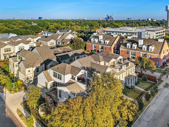 5325  Autumnbrook Court , Dallas Texas 75209