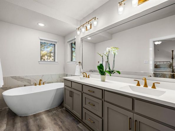 5325  Autumnbrook Court , Dallas Texas 75209