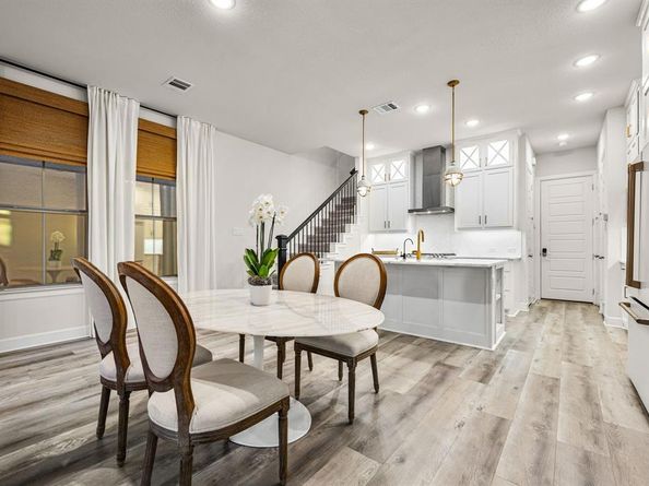 5325  Autumnbrook Court , Dallas Texas 75209