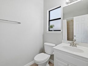 1805  Spinnaker Lane , Azle Texas 76020