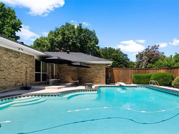 2501  Bluffton Drive , Plano Texas 75075