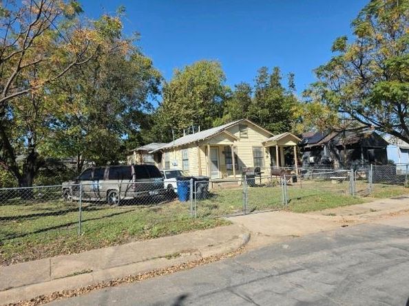 4525  Canal Street , Dallas Texas 75210