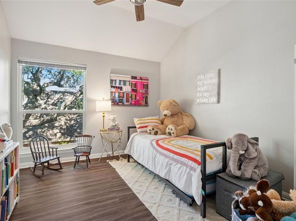 2913  persimmon Place , Rowlett Texas 75088