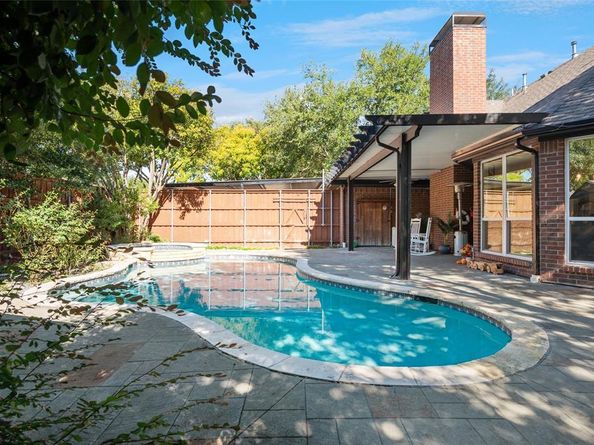 2913  persimmon Place , Rowlett Texas 75088