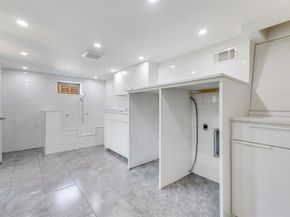 9755  Van Dyke Road , Dallas Texas 75218