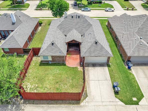 1424  Greenwich Drive , Allen Texas 75013