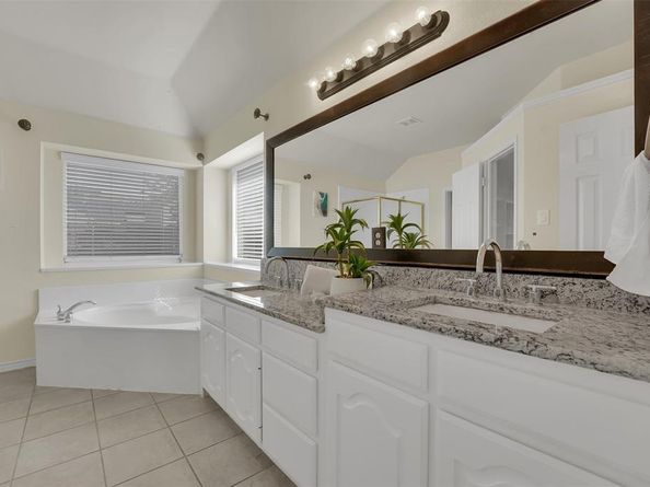 1424  Greenwich Drive , Allen Texas 75013