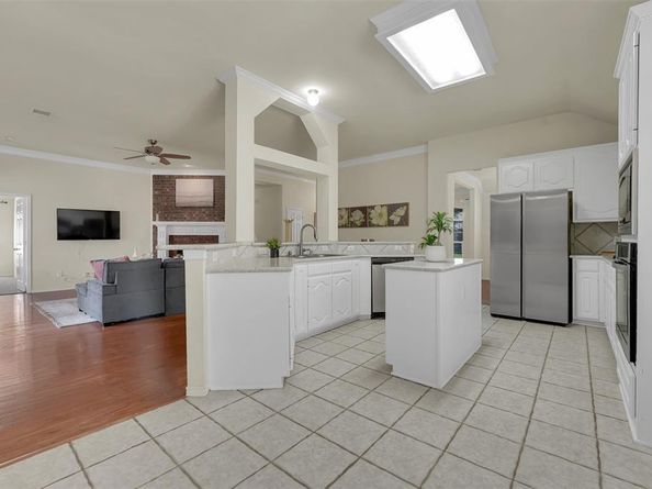 1424  Greenwich Drive , Allen Texas 75013