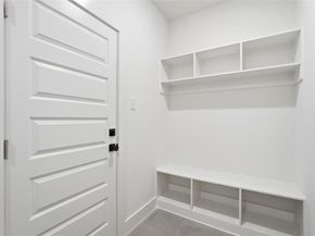 1815  Beauford  , Dallas Texas 75253