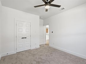 1815  Beauford  , Dallas Texas 75253