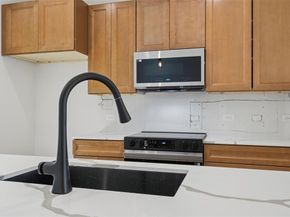 1815  Beauford  , Dallas Texas 75253