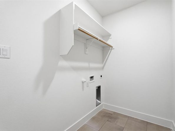 1815  Beauford  , Dallas Texas 75253