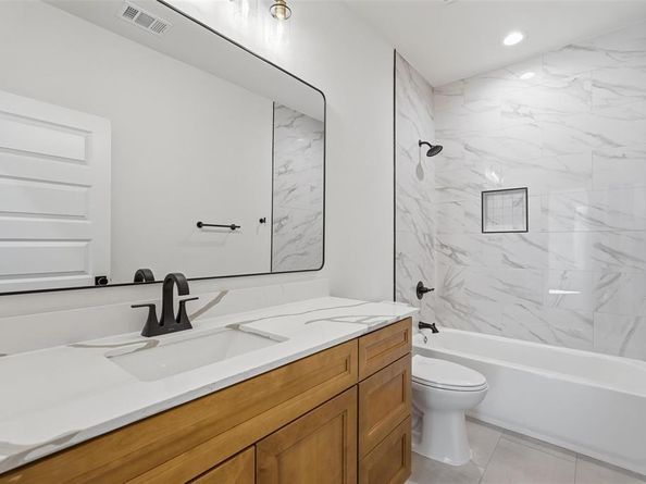 1815  Beauford  , Dallas Texas 75253