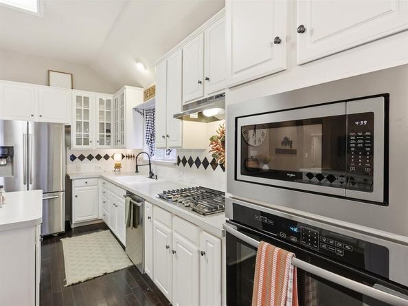 8805  Falcon View Drive , McKinney Texas 75072