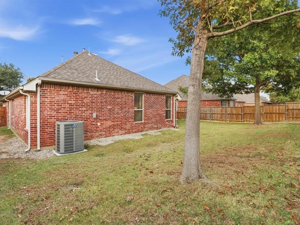 8805  Falcon View Drive , McKinney Texas 75072