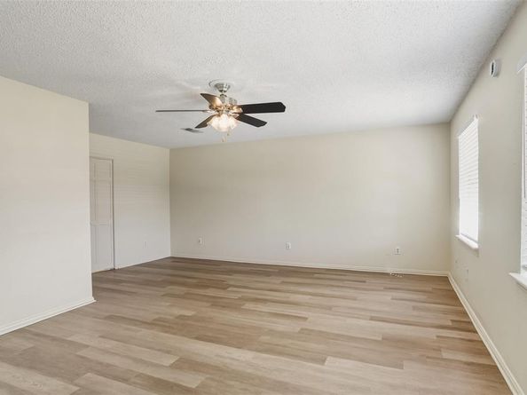 2537  Vickie Street , Mesquite Texas 75149