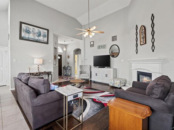 12717  Hannahsville Lane , Fort Worth Texas 76244