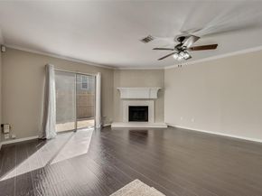 43  Abbey Road , Euless Texas 76039