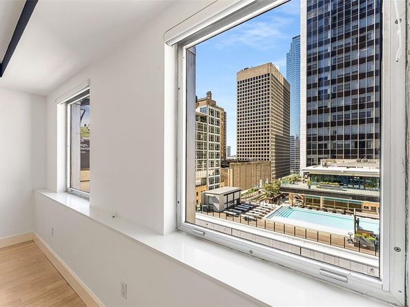 1505  Elm Street  1003, Dallas Texas 75201