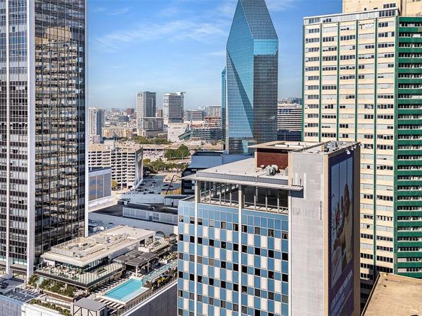 1505  Elm Street  1003, Dallas Texas 75201