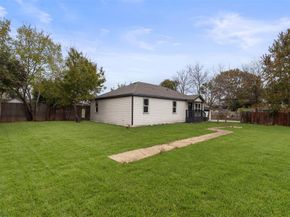 1638  Stevens Street , Dallas Texas 75228