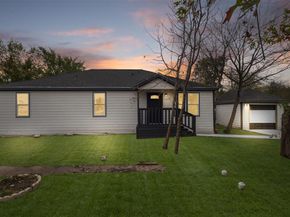 1638  Stevens Street , Dallas Texas 75228