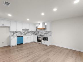 1638  Stevens Street , Dallas Texas 75228