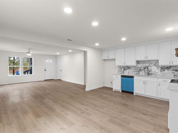 1638  Stevens Street , Dallas Texas 75228