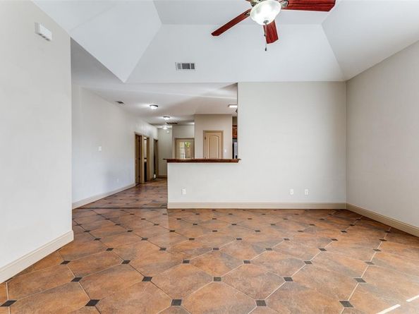 1732  Lawther Drive , River Oaks Texas 76114