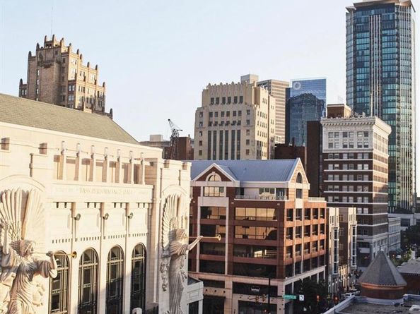 500  Throckmorton Street  3206, Fort Worth Texas 76102