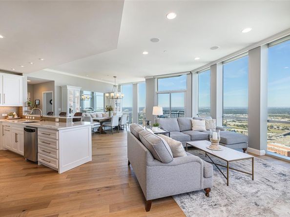 500  Throckmorton Street  3206, Fort Worth Texas 76102