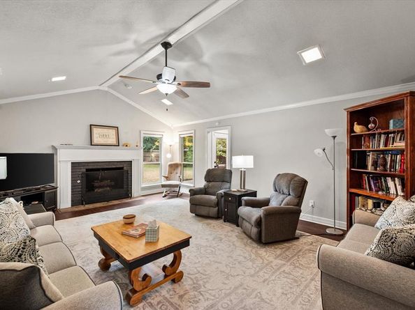 1301  Pinon Drive , Mansfield Texas 76063