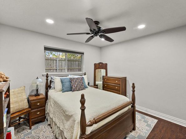 1301  Pinon Drive , Mansfield Texas 76063