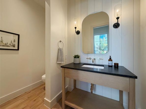 6537  Trammel Drive , Dallas Texas 75214