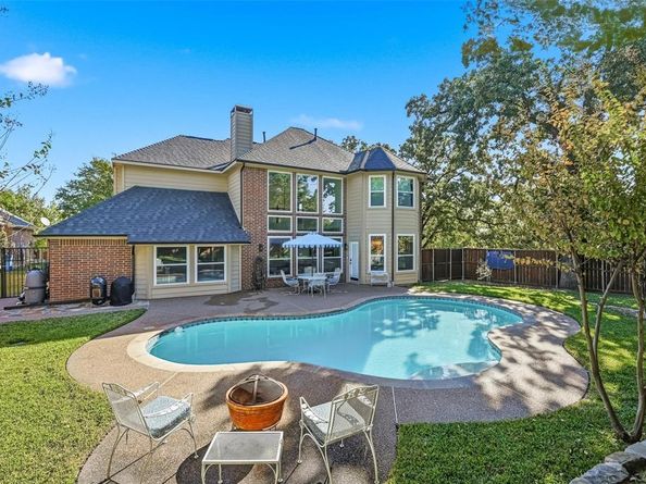 3148  Southwood Drive , Highland Village Texas 75077