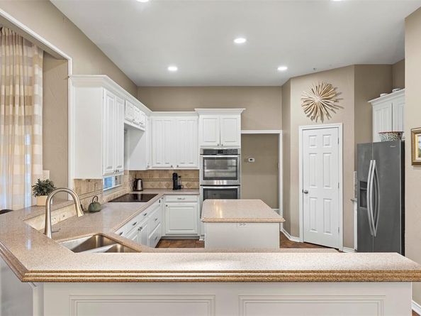 6306  Chelsea Way , Garland Texas 75044