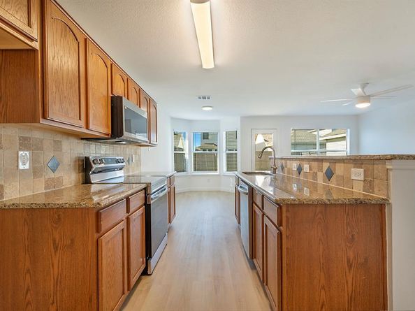 10724  Wild Oak Drive , Fort Worth Texas 76140