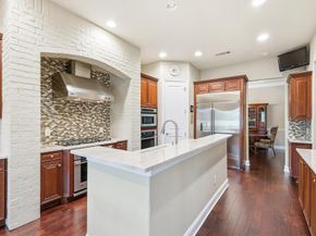 7254  Bay Hill Drive , Frisco Texas 75036