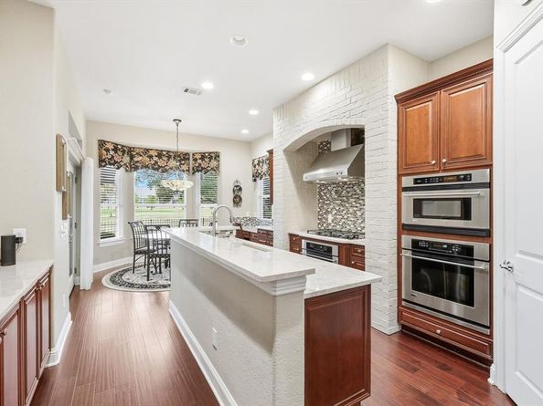 7254  Bay Hill Drive , Frisco Texas 75036