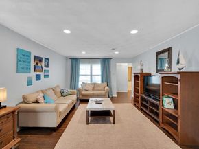 1008  Louise Street , Irving Texas 75060