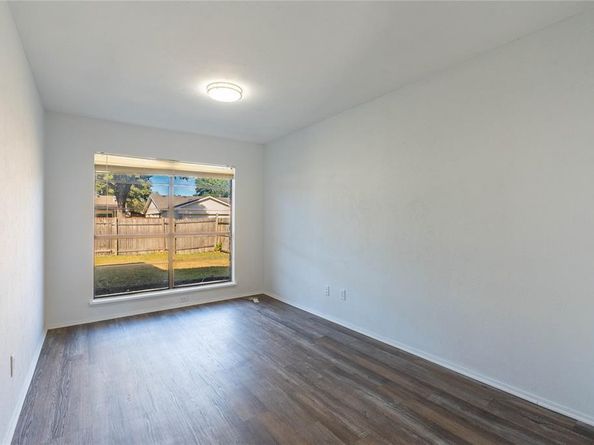 2913  Landershire Lane , Garland Texas 75044