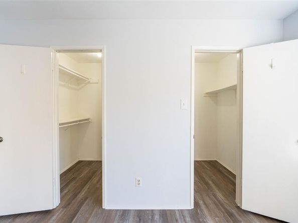 2913  Landershire Lane , Garland Texas 75044