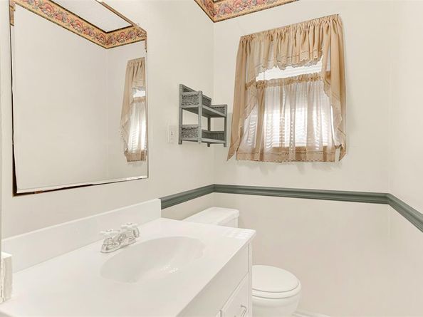 2729  Lockhart Avenue , Dallas Texas 75228