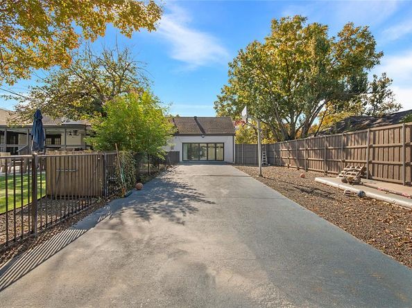 7327  Spring Valley Road , Dallas Texas 75254