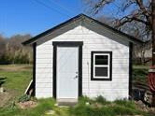 356  Shoreline Drive , Azle Texas 76020